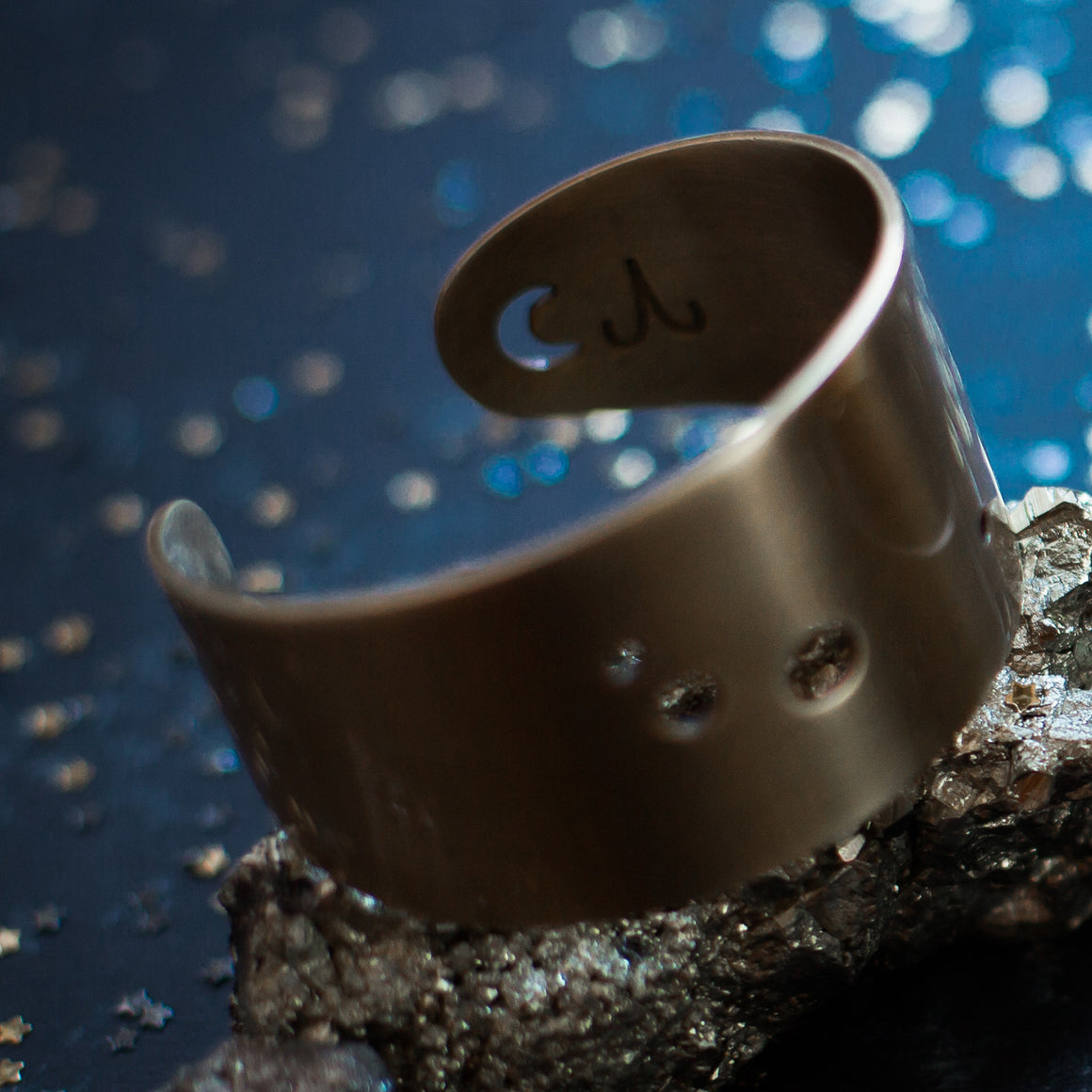Zodiac Cuff : Capricorn